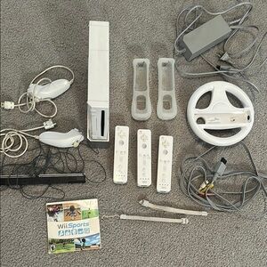 Nintendo Wii Console Bundle with Accessories